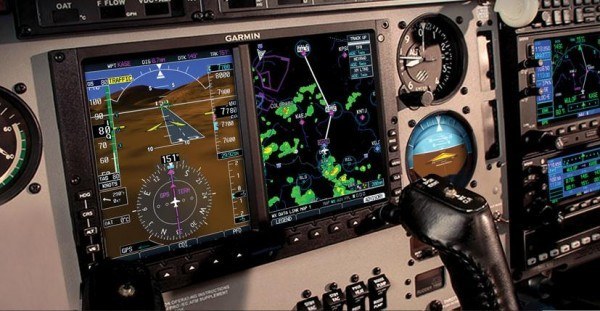 Side view of a Garmin G500/G600 panel