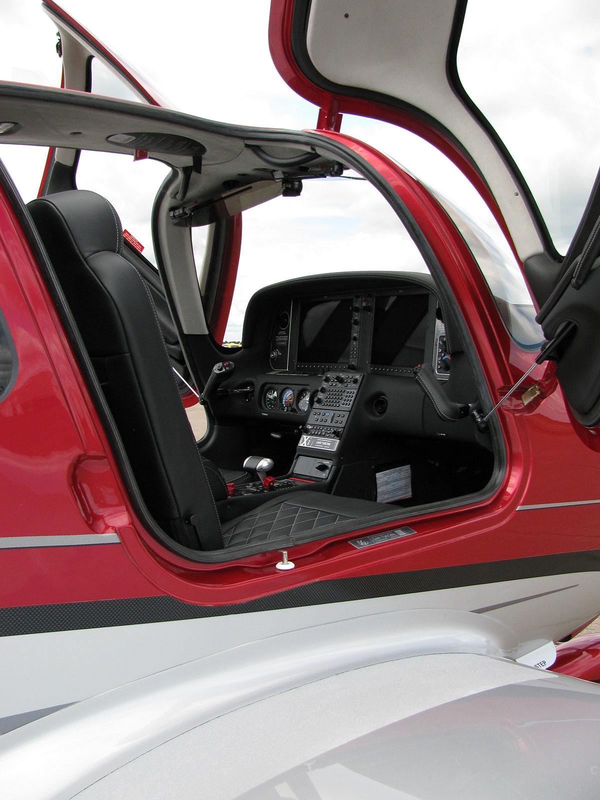 Cirrus Doors