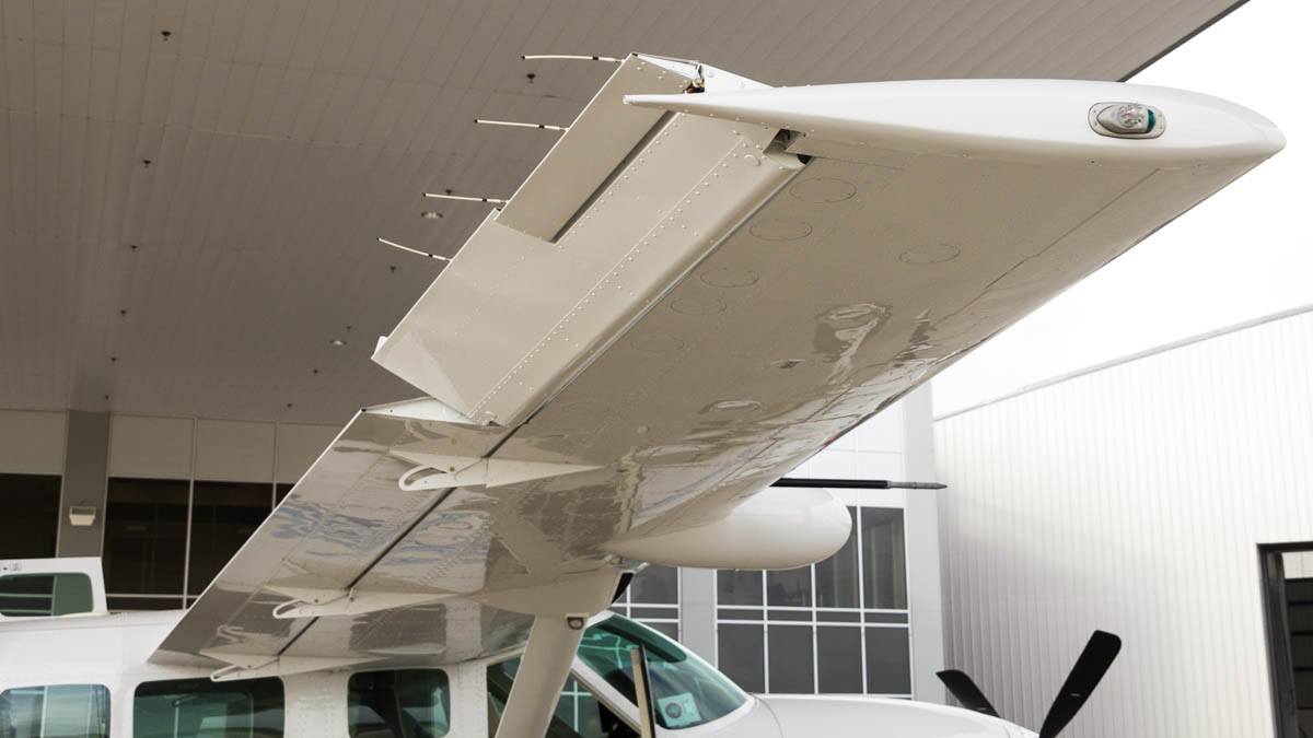 Cessna Caravan Review - Ailerons & Spoilers