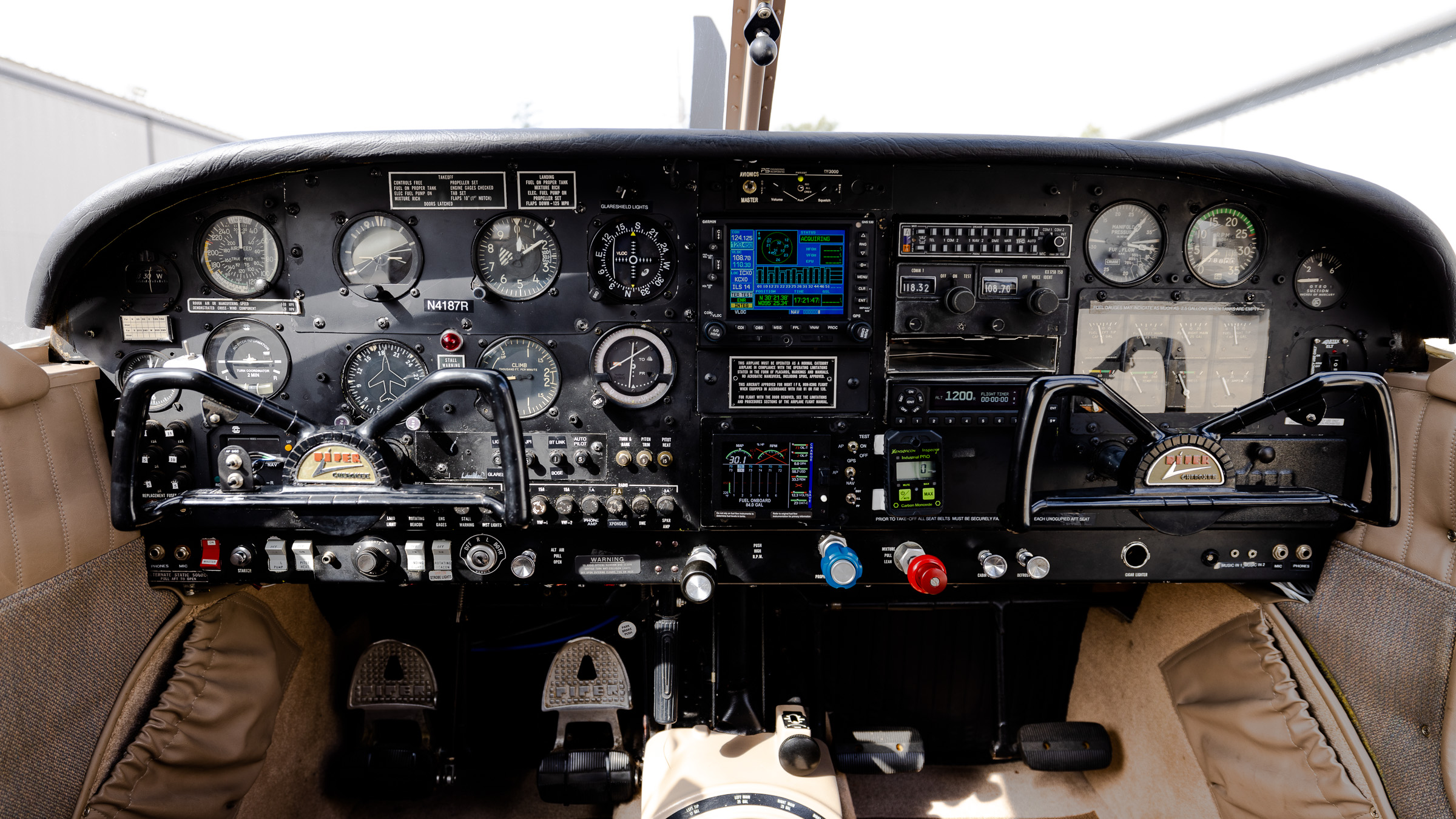 2021.12.09-05.23-flyhpa-61b192d25903a Cirrus SF50 Vision Jet G2 Interior