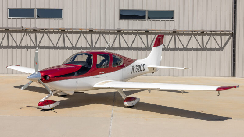 2000 Cirrus Design Corp SR20